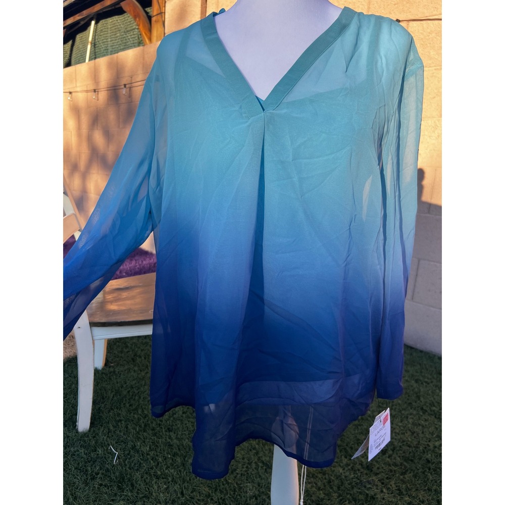 Liz Claiborne Blue Ombre Chiffon V-Neck Blouse with Camisole Liner NWT Size L